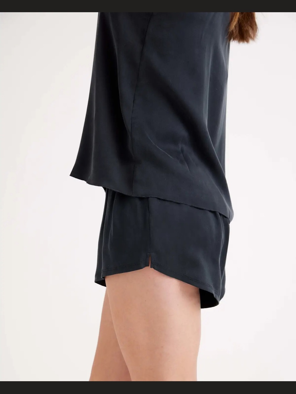 Quince 100% Silk Pajama Set - Picture 4 of 10